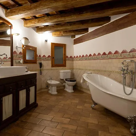 Hotel Retiro 5*